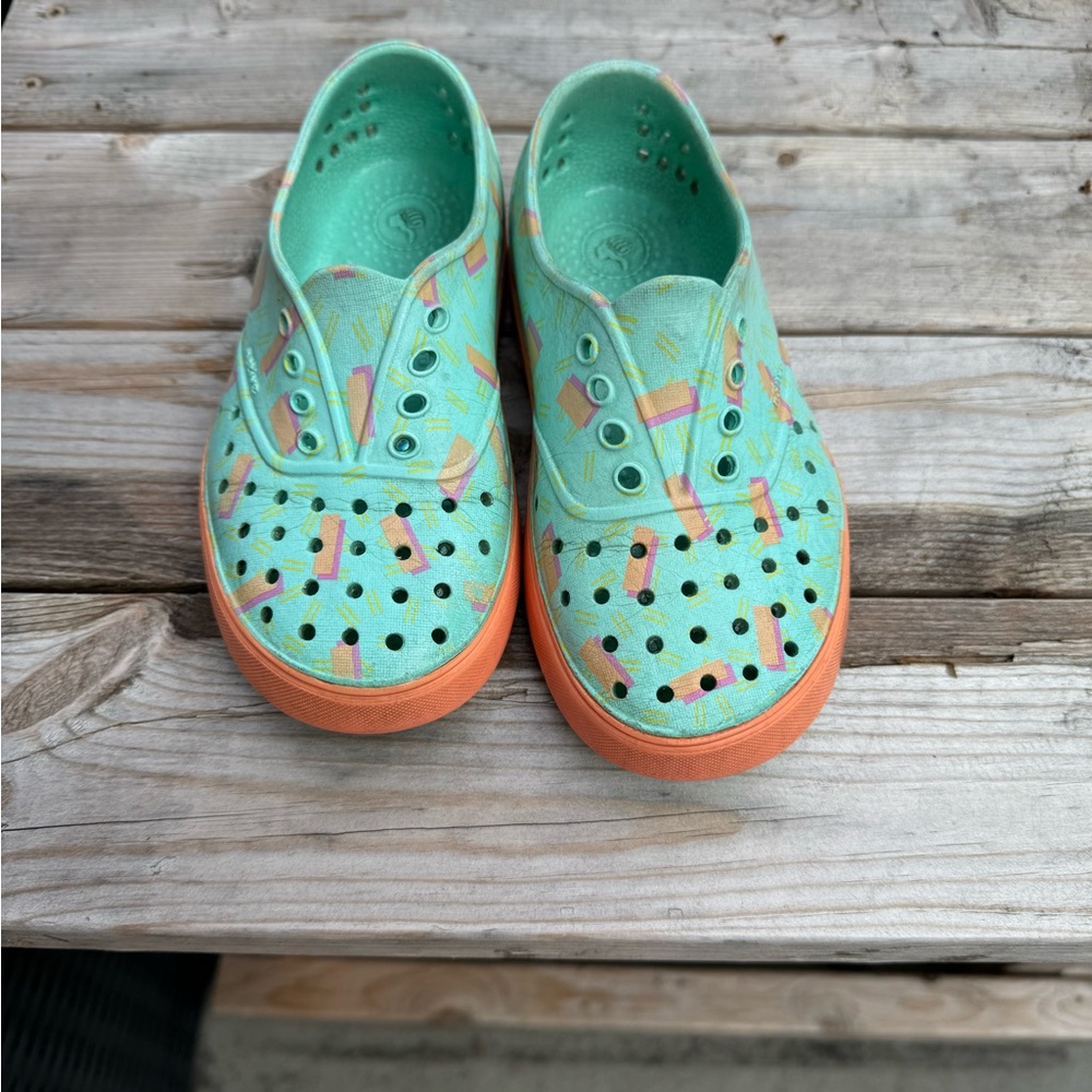 Girls native sandals size C12